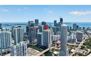 185 Sw 7th St 4209, Miami