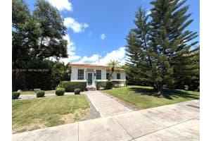 11 Veragua Ave, Coral Gables
