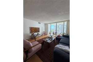 18061 Biscayne Blvd 601, Aventura