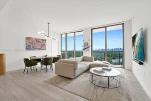 2678 Tigertail Ave 1404, Miami