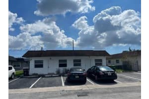 3960 Nw 31st Ter 2, Lauderdale Lakes