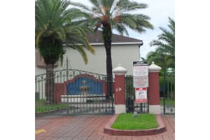 8346 Nw 10th St 9f, Miami