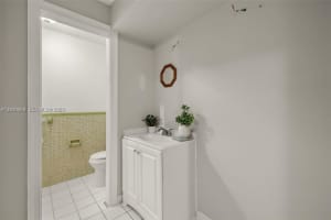 746 Overiver Drive, Fort Myers