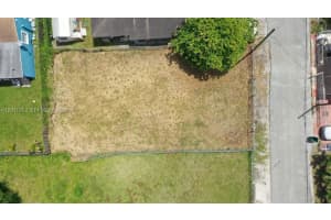 2455 Nw 55th Street, Miami 2455 Nw 55th Street, Miami