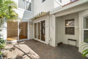 1640 Weeping Willow Way 1640, Hollywood 1640 Weeping Willow Way 1640, Hollywood