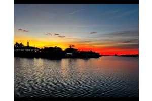 8600 Byron Ave 8600-8, Miami Beach 8600 Byron Ave 8600-8, Miami Beach