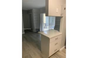 1020 Se 15th St 5, Fort Lauderdale