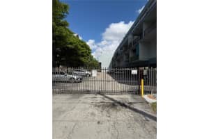 399 Nw 72nd Ave 209, Miami