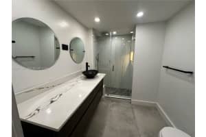 4215 N University Dr 101, Sunrise