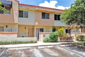 7874 Nw 7th Ct, Plantation