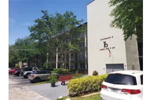 13255 Sw 7th Ct 305d, Pembroke Pines