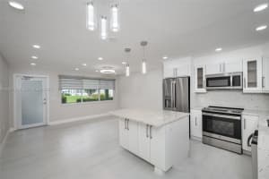 102 E Upminster E 102, Deerfield Beach