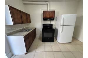 1767 Nw 5th St 3, Miami