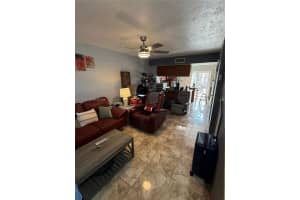 1813 Sw 107th Ave 2408, Miami