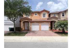 8720 Nw 111th Ct, Doral