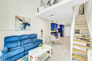 60 Sw 13th St 2014, Miami