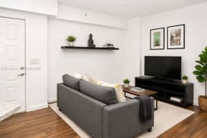 1830 Radius Dr 317, Hollywood