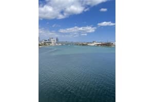 848 Brickell Key Dr 1402, Miami