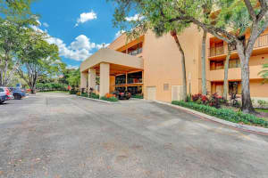 8592 W Sunrise Blvd 408, Plantation 8592 W Sunrise Blvd 408, Plantation