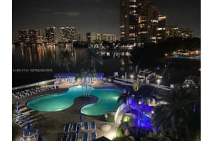 3530 Mystic Pointe Dr 2703, Aventura