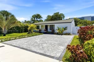 1248 Sw 32nd St, Fort Lauderdale