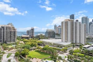 888 Brickell Key Dr 1702, Miami