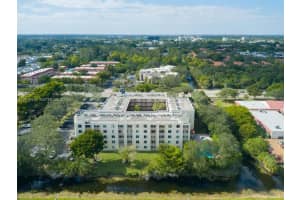 3149 Riverside Dr B-202, Coral Springs
