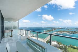 1100 Biscayne Blvd 5702, Miami