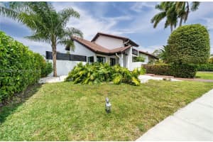 330 Sw 133rd Pl 330, Miami