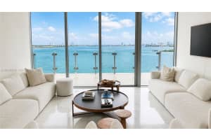 700 Ne 26th Ter 1402, Miami