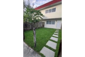 1560 Ne 151st St 102, Miami 1560 Ne 151st St 102, Miami