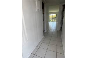 7670 Sw 152nd Ave 1-202, Miami