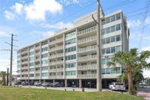 8233 Harding Ave 503, Miami Beach