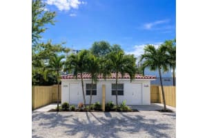 34 Se 1st Ave B, Dania Beach