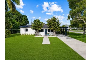 1044 Ne 4th Ave, Homestead