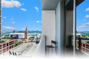 121 Ne 5th Street 3200, Miami