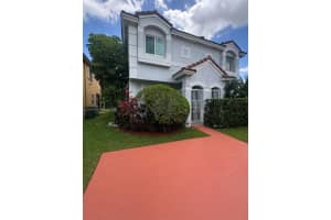 993 Ne 3rd Ave, Homestead