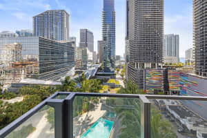 88 Sw 7th St 1201, Miami