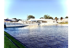 900 Sw 11th Ave 17c, Hallandale Beach