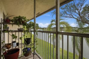 5501 Lakeside Dr 204, Margate