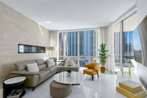 851 Ne 1st Ave 1603, Miami