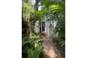 3026 Day Ave 3026, Miami 3026 Day Ave 3026, Miami