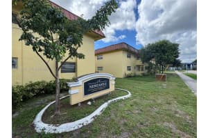 , Lauderdale Lakes