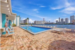 3922 Ne 166th St S209, North Miami Beach