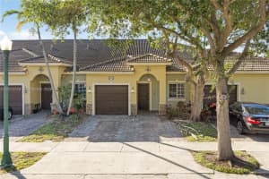 3393 Ne 11th Dr, Homestead