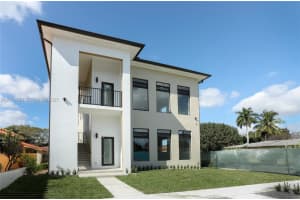 120 Sw 35 Ave A1, Miami 120 Sw 35 Ave A1, Miami