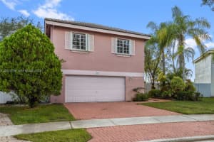 192 Sw 204th Ave 192, Pembroke Pines