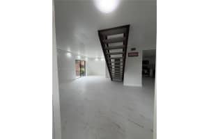 7024 Sw 114th Pl A-52, Miami