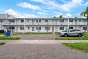 50 Nw 204th St H7, Miami Gardens