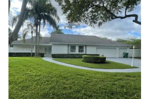 14852 Sw 148th St Cir, Miami